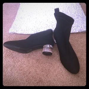 Black stretchy booties